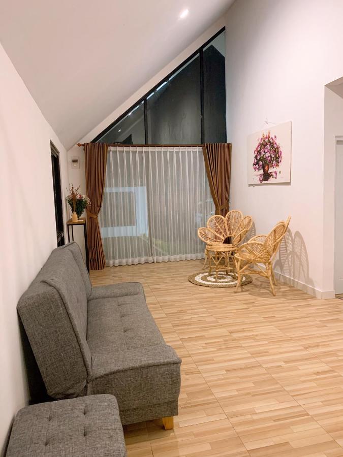 Willa Casa De Gaudi Lembang Zewnętrze zdjęcie